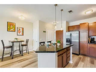 Photo #3: 2331800 Listing