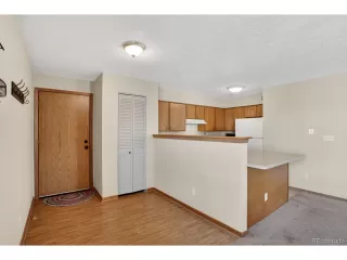 Photo #5: 2332384 Listing 