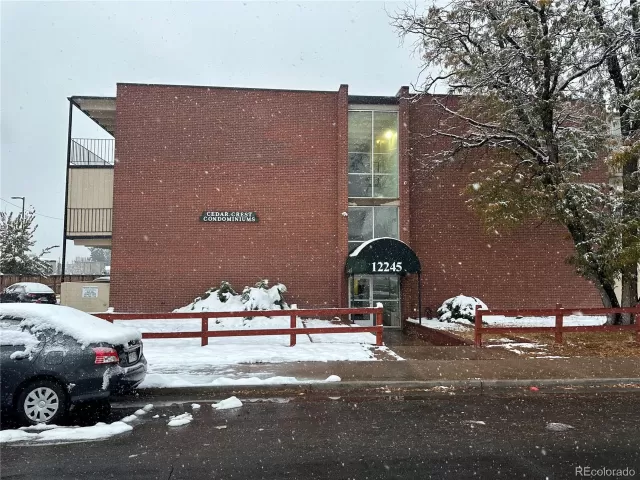 MLS: 2332448 Condo For Sale