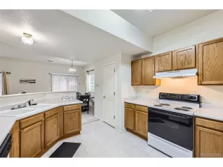 Photo #5: 2334313 Listing