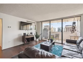 Photo #6: 2334445 Listing 