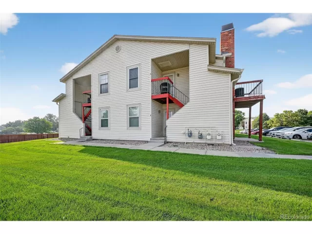 MLS: 2334542 Condo For Sale