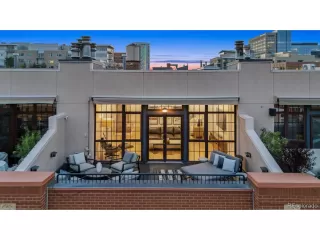 Photo #2: 2335228 Listing 