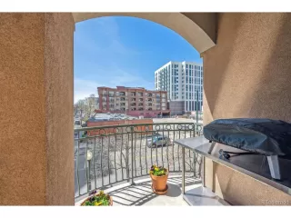 Photo #2: 2335527 Listing 