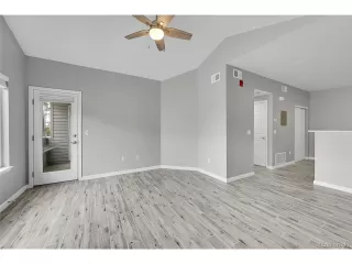 Photo #3: 2335562 Listing