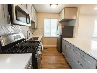 Photo #4: 2339848 Listing 