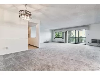 Photo #2: 2340218 Listing