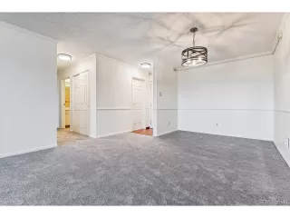 Photo #3: 2340218 Listing