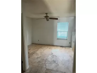 Photo #5: 2341124 Listing