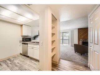 Photo #6: 2341710 Listing