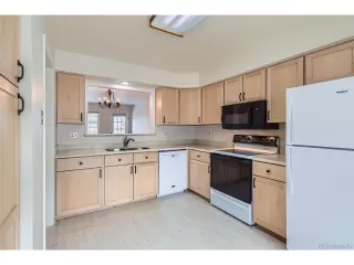 Photo #3: 2341822 Listing 