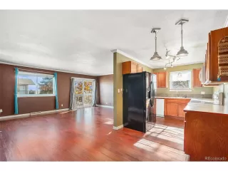 Photo #5: 2343763 Listing 