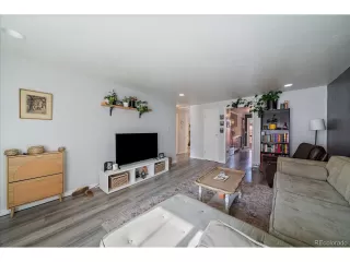 Photo #2: 2344841 Listing