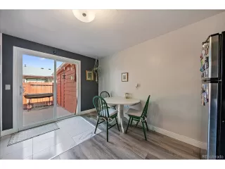 Photo #5: 2344841 Listing