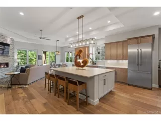 Photo #3: 2345460 Listing