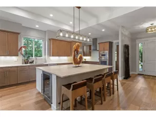 Photo #6: 2345460 Listing