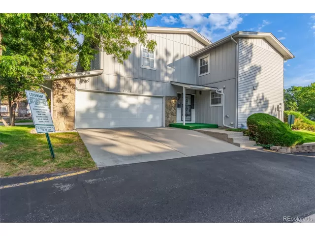 MLS: 2347248 Condo For Sale