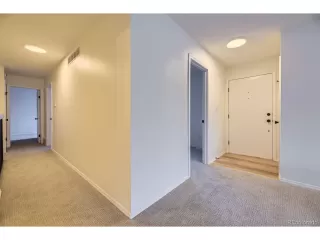 Photo #4: 2347789 Listing