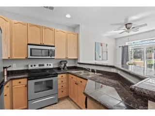 Photo #5: 2348099 Listing