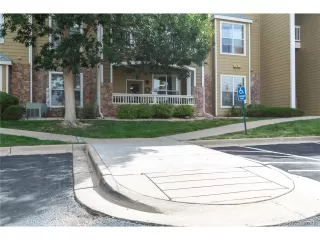 Photo #2: 2348830 Listing