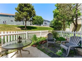 Photo #3: 2348834 Listing