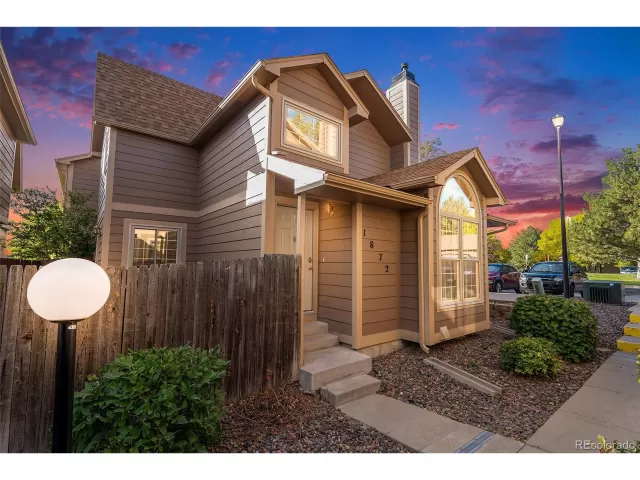 MLS: 2350513 Condo For Sale