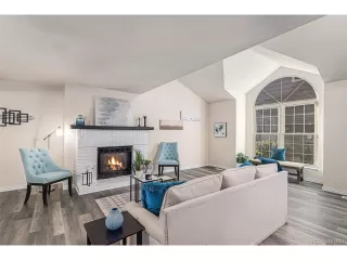 Photo #2: 2350513 Listing