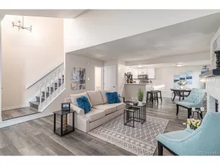 Photo #3: 2350513 Listing