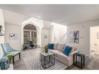 Photo #4: 2350513 Listing