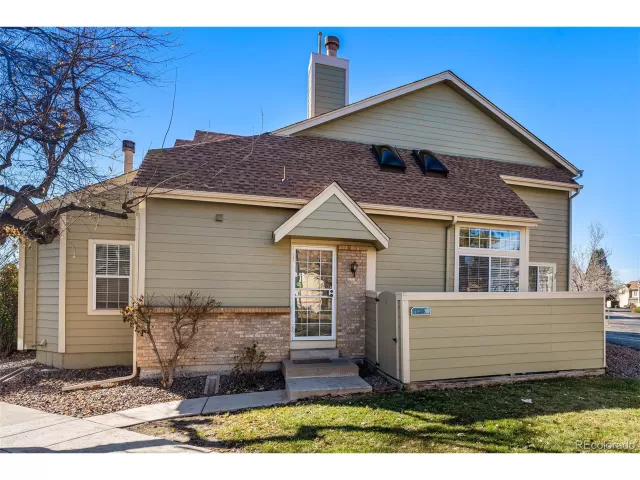 MLS: 2350708 Condo For Sale