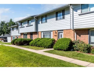 Photo #3: 2352678 Listing