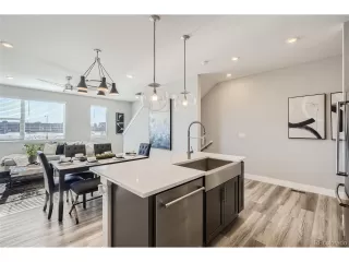 Photo #2: 2354063 Listing