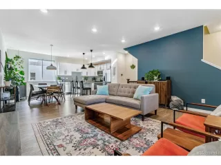 Photo #2: 2354770 Listing