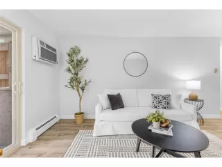 Photo #3: 2354988 Listing 