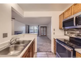 Photo #4: 2356056 Listing