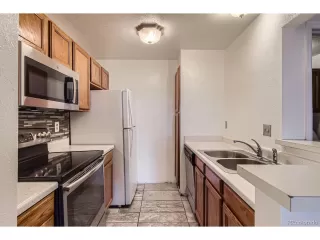 Photo #5: 2356056 Listing