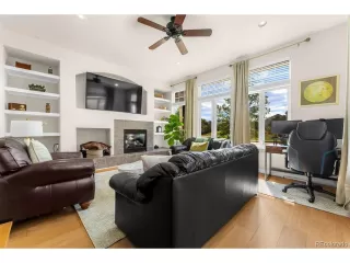 Photo #2: 2356109 Listing