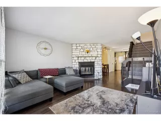 Photo #2: 2358330 Listing