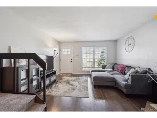 Photo #3: 2358330 Listing