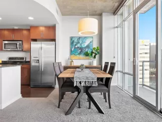 Photo #4: 2359972 Listing 