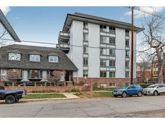 MLS: 2360932 Condo For Sale