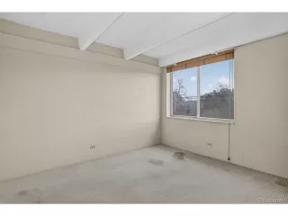 Photo #5: 2360932 Listing 