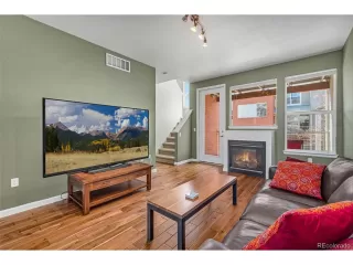 Photo #5: 2362782 Listing