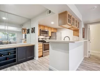 Photo #3: 2362961 Listing