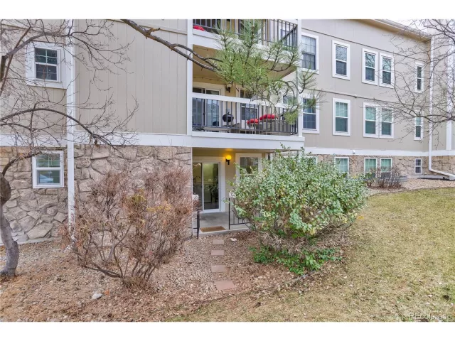 MLS: 2363625 Condo For Sale