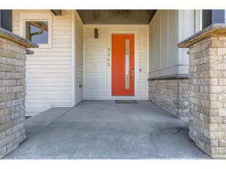 Photo #2: 2365606 Listing 