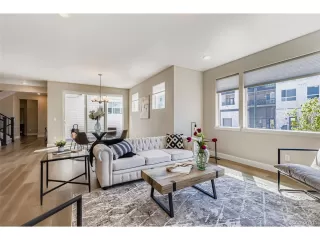 Photo #5: 2365606 Listing 