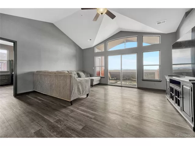 MLS: 2367661 Condo For Sale