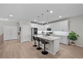 Photo #6: 2367809 Listing 