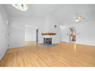 Photo #6: 2368192 Listing 